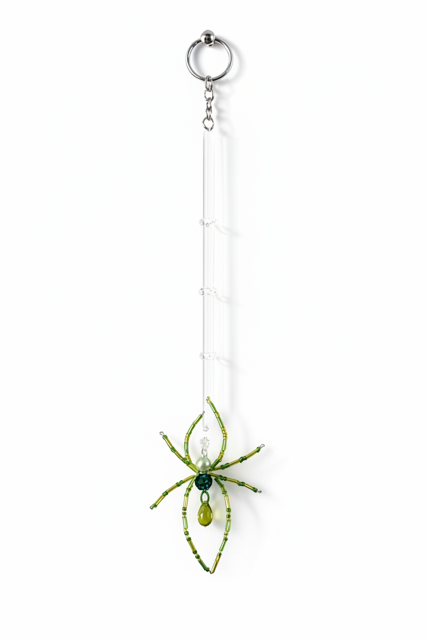 Porte-clés araignée verte fond blanc